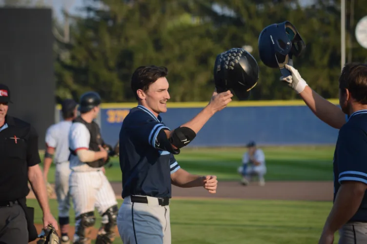 'Fairmont can hit the ball'